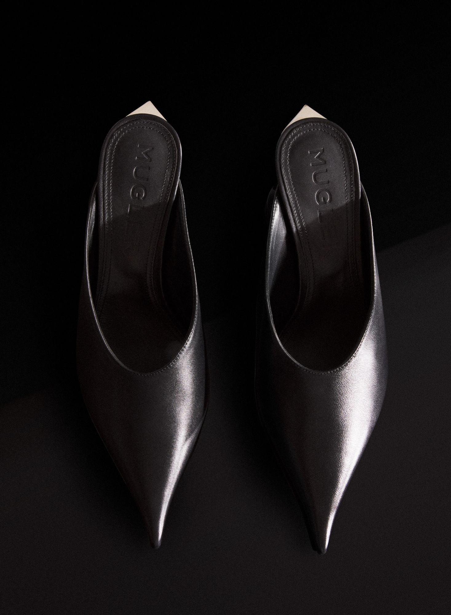 BLACK LEATHER FANG 55 MULES