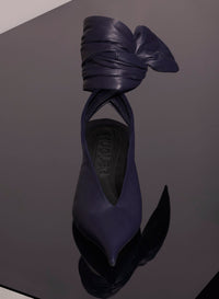 MIDNIGHT BLUE LEATHER KNOT FANG FLAT MULES