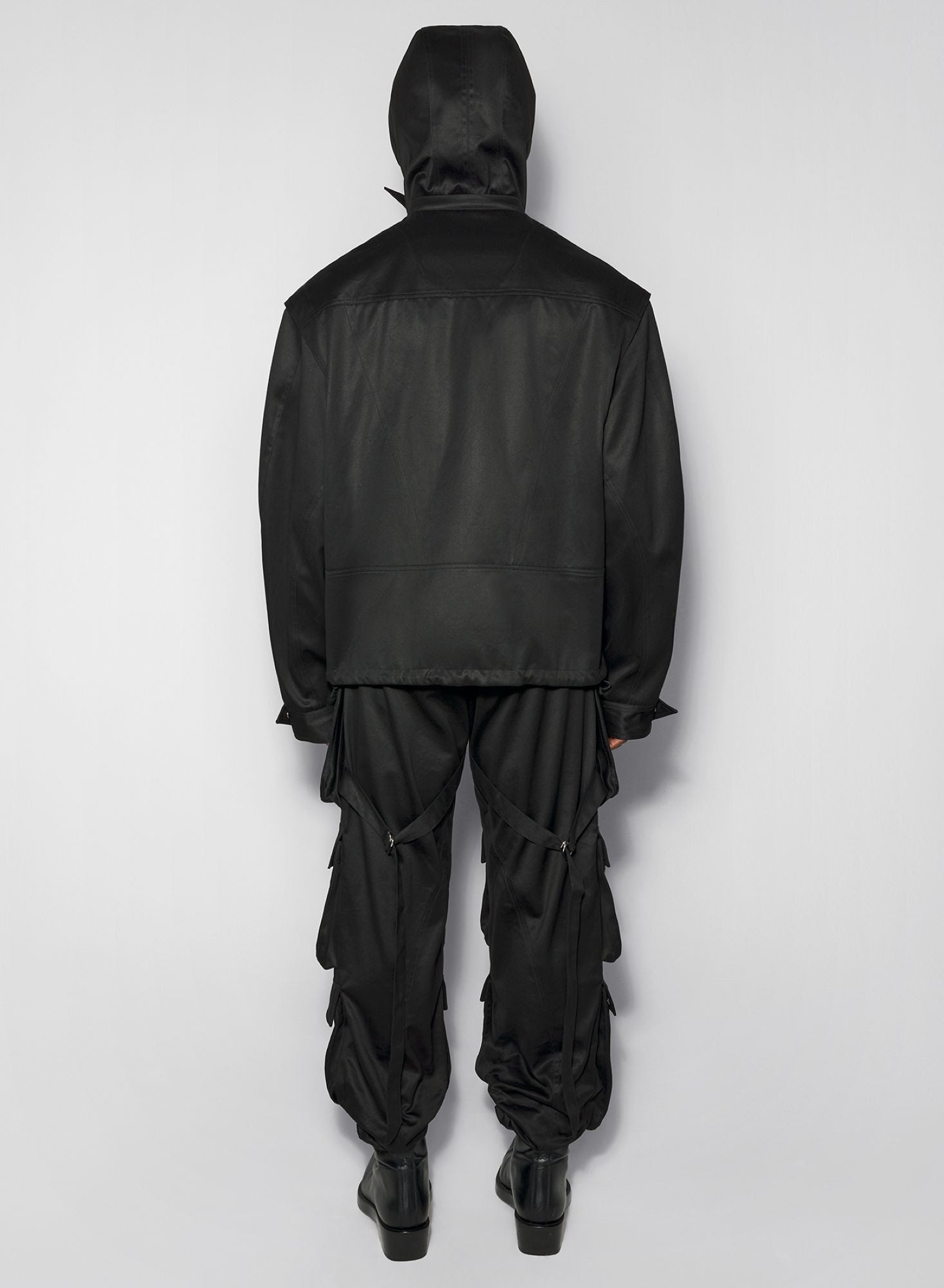 BLACK CARGO JACKET