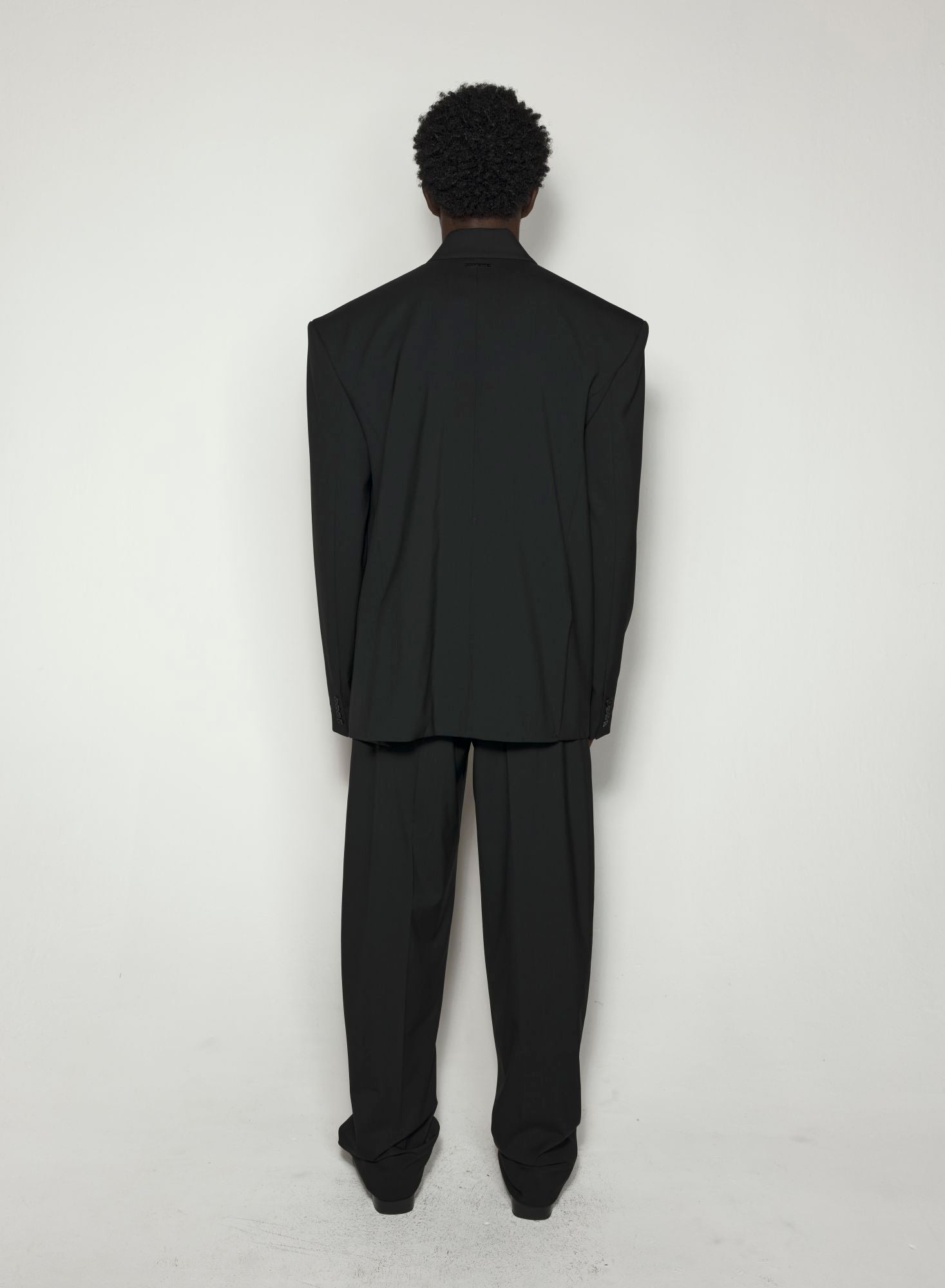 BLACK OVERSIZED TAILORING JACKET