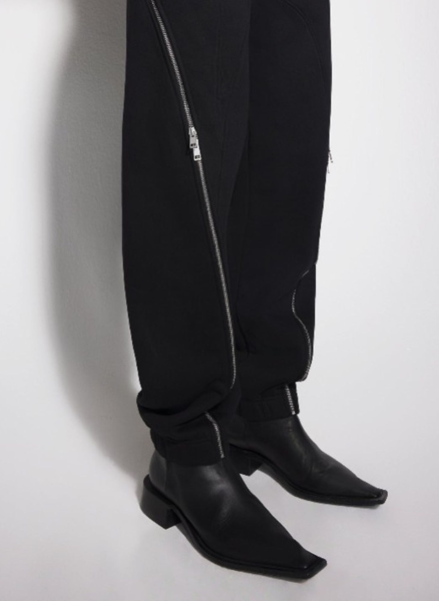 BLACK LIGHT FLEECE ZIPPED TRACK PANTS