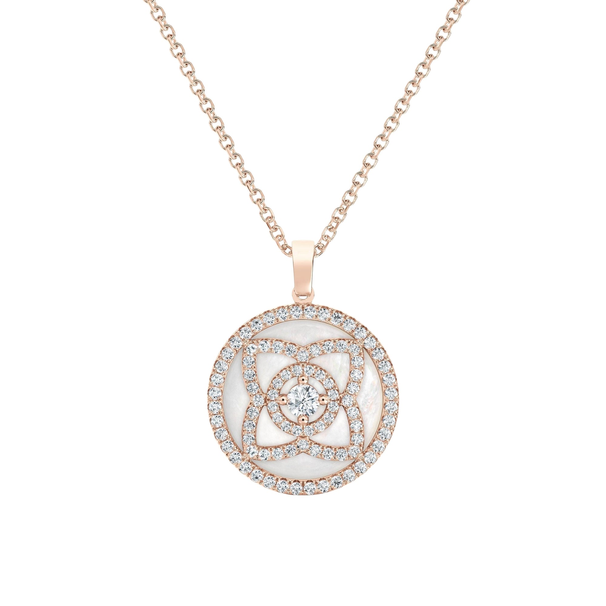 Pendentif Lotus nacré en or