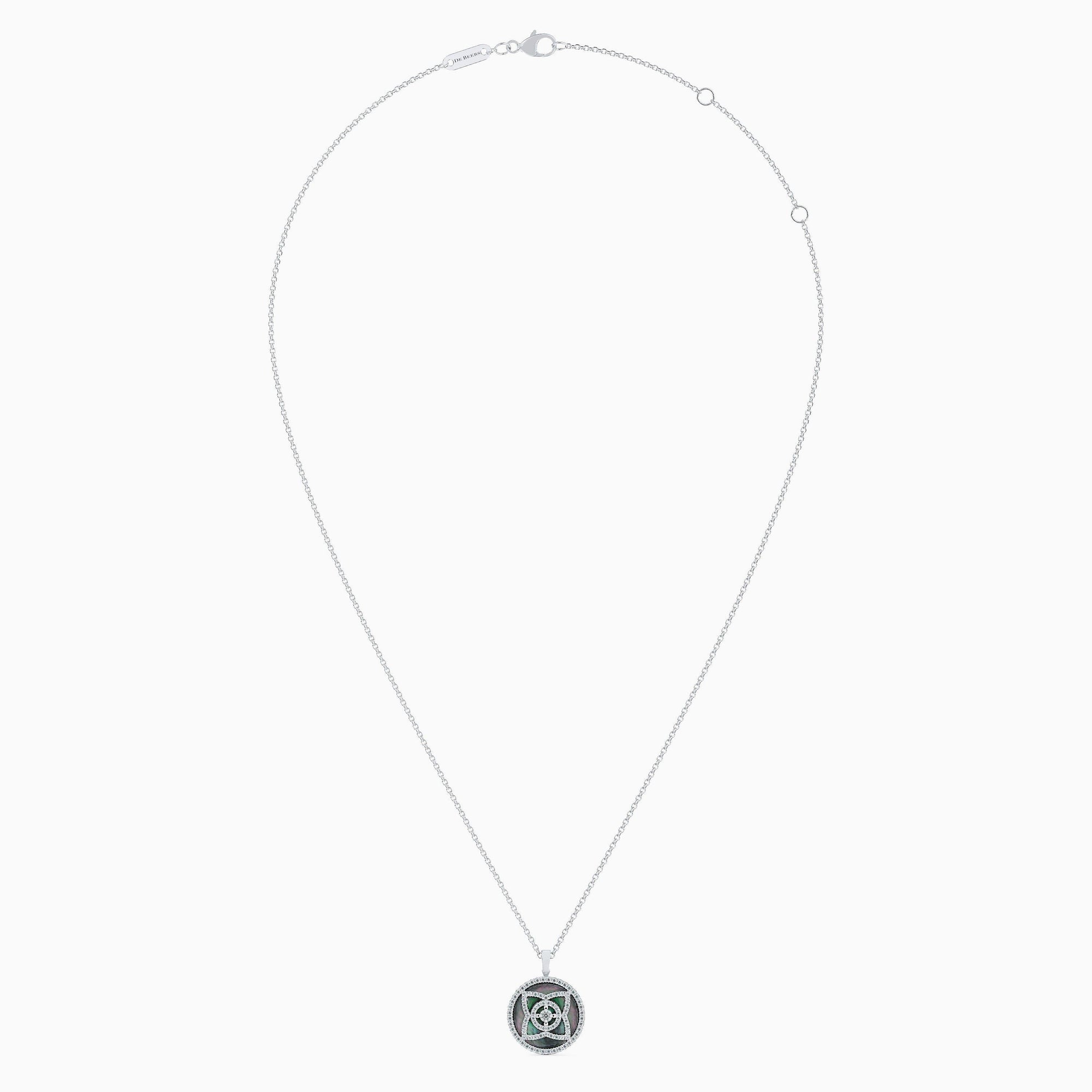 Pendentif Lotus nacré en or