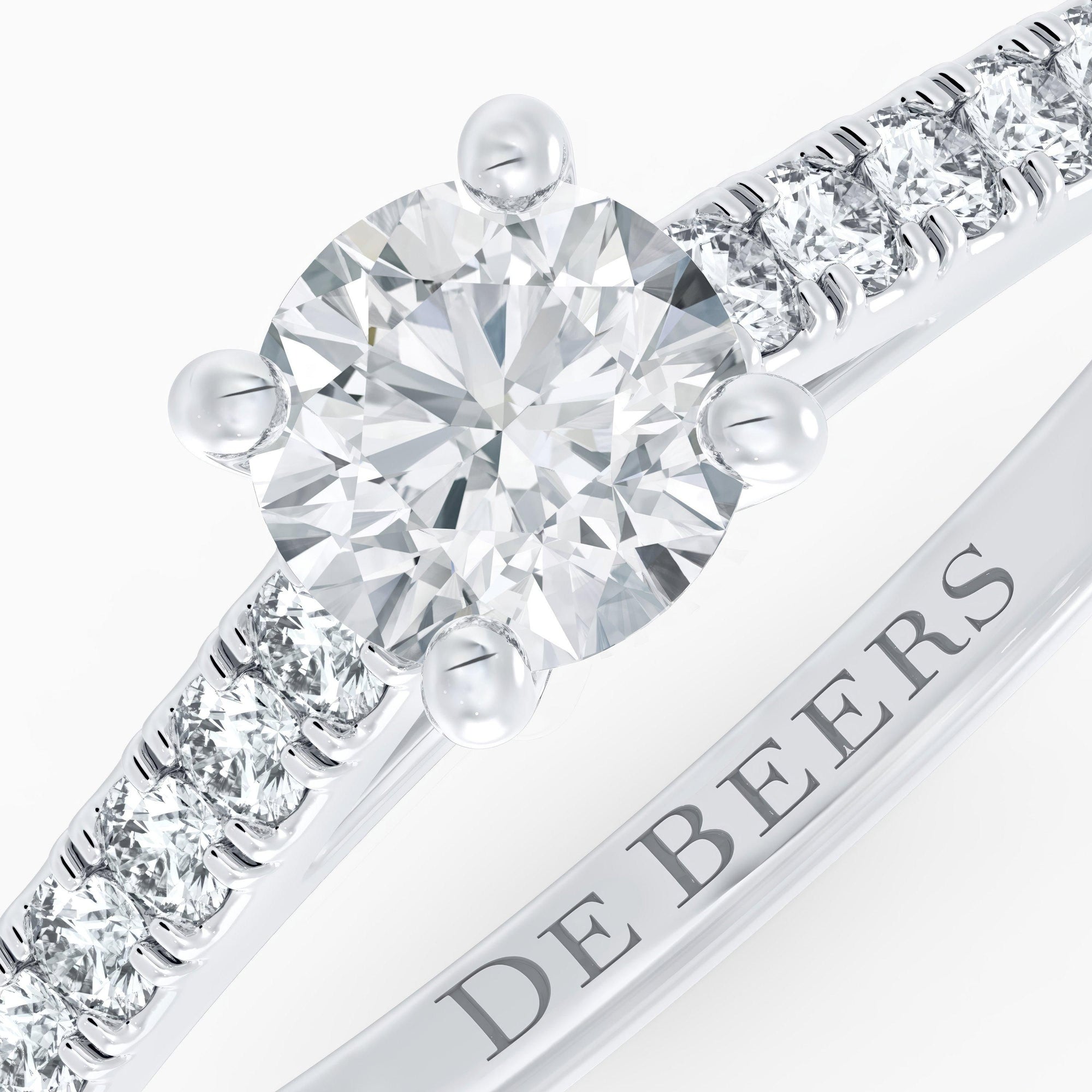 Bague classic pavé avec diamant et platine